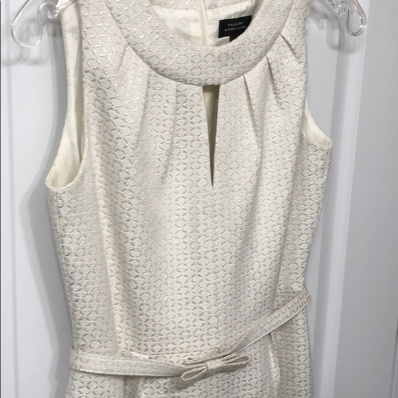Tahari Ivory and Silver Dress size 2 - Picture 3 of 3